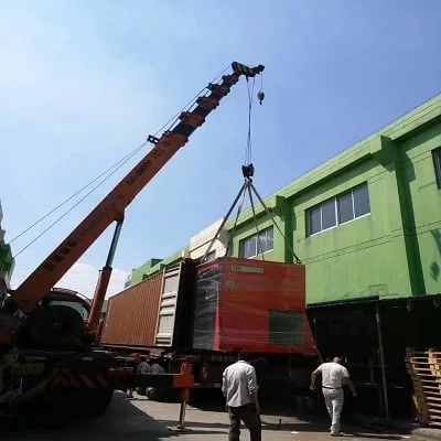 YYS new customized paper roll cutting machine shipped to Australia.webp YYS new customized paper roll cutting machine shipped to Australia.webp